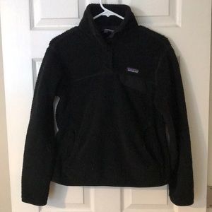 Women’s Patagonia fleece pullover